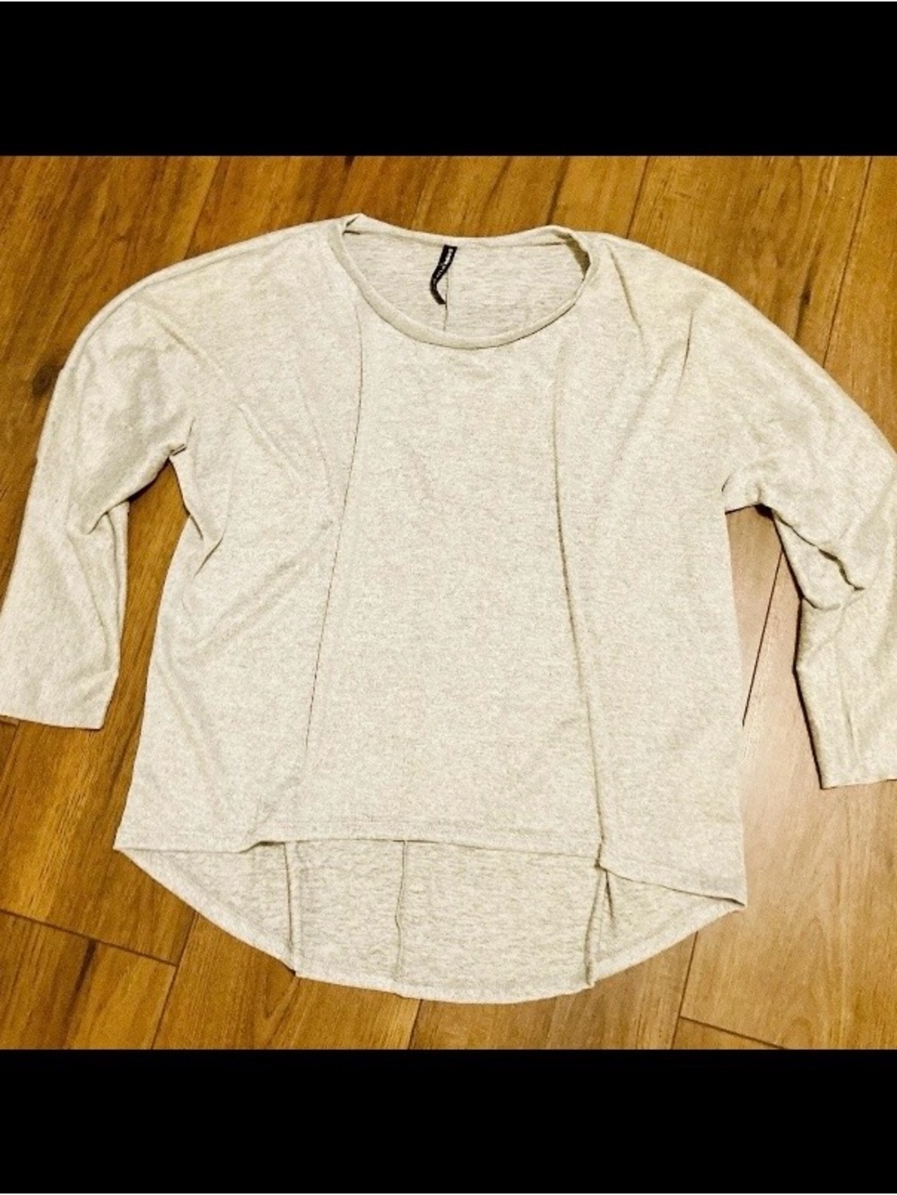 Rags and Couture Light Gray Long Sleeve Relaxed Top New with tags Large